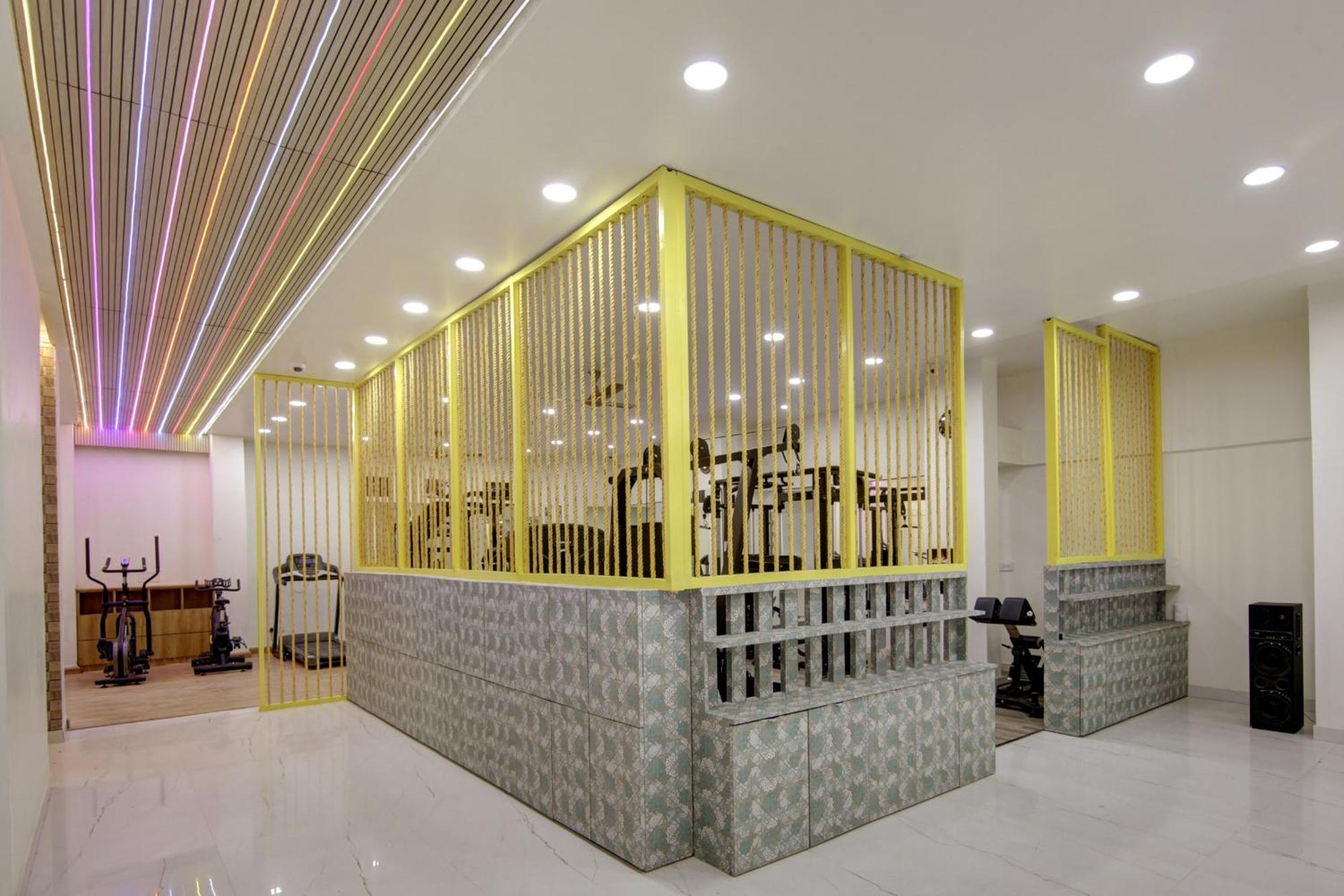 Anandam Club House Aparthotel Гургаон Екстериор снимка
