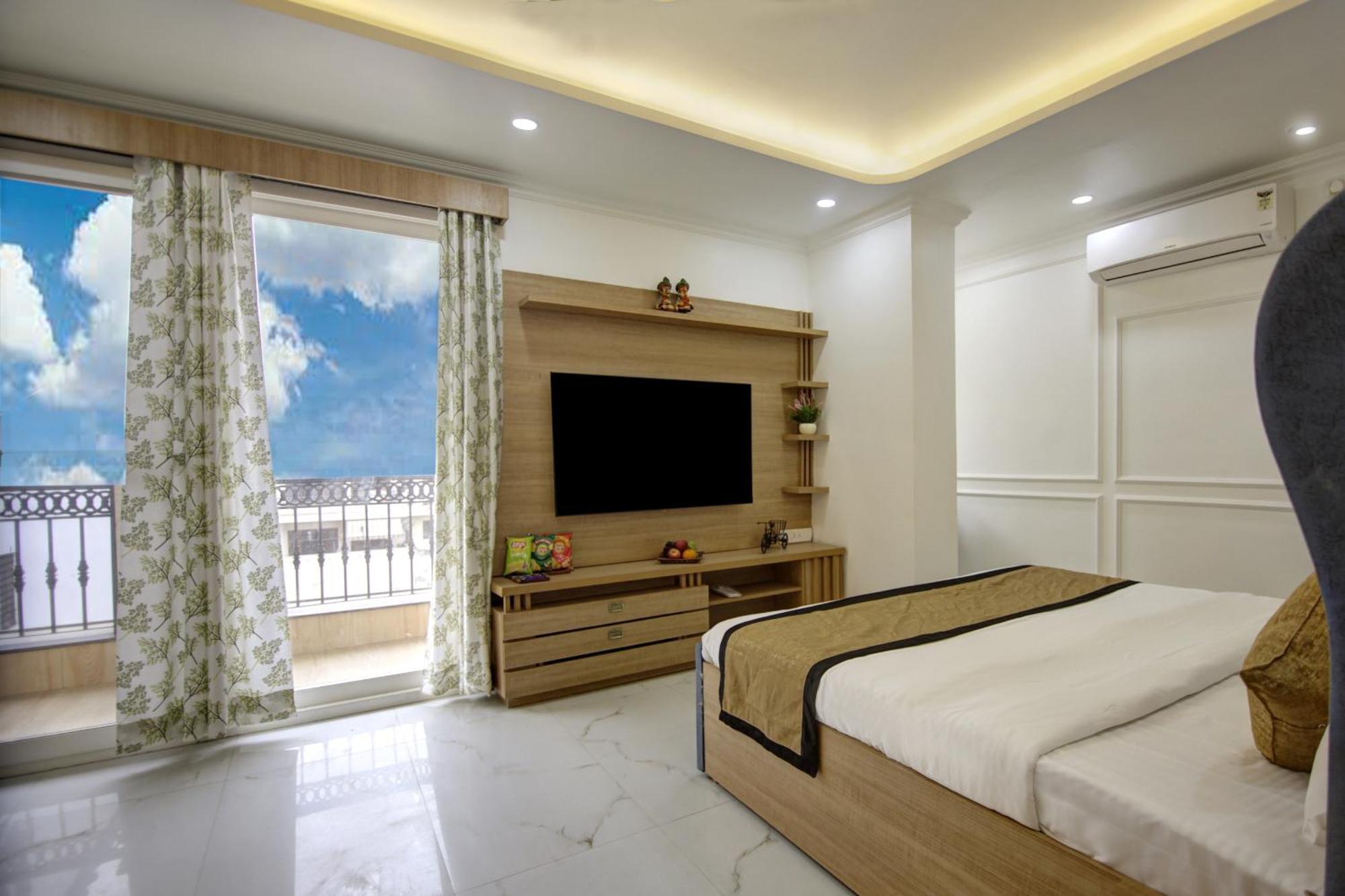 Anandam Club House Aparthotel Гургаон Екстериор снимка